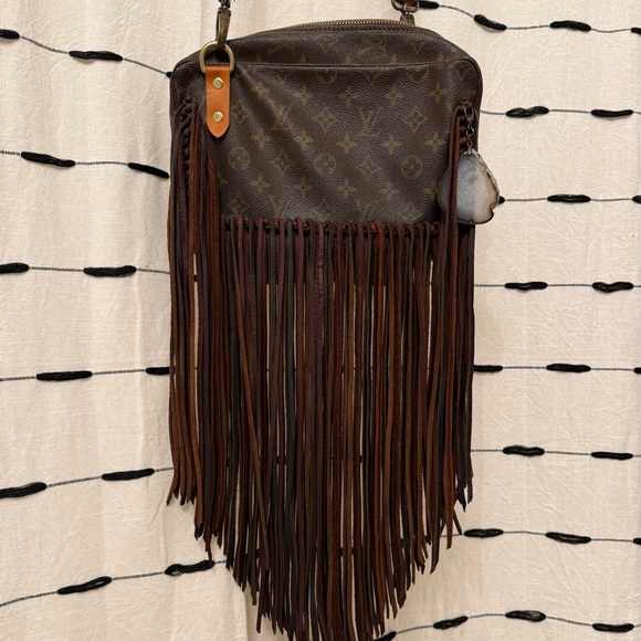 Louis Vuitton Brown Crossbody Bag with Fringe - Picture 1 of 10
